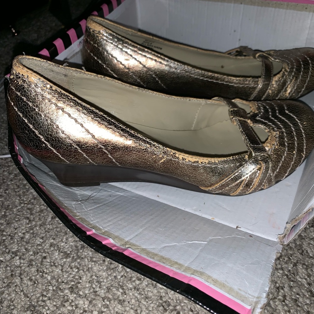 Bullboxer Women’s Slip On Flats - Cute Shoes!